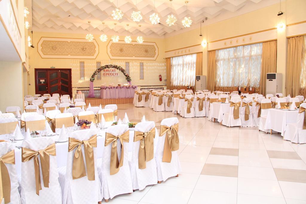 Ust-Kamenogorsk Hotel Exterior photo