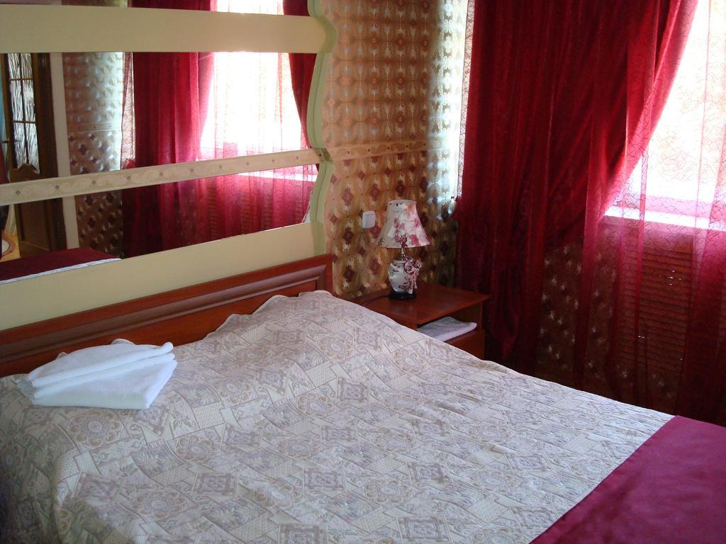 Ust-Kamenogorsk Hotel Room photo